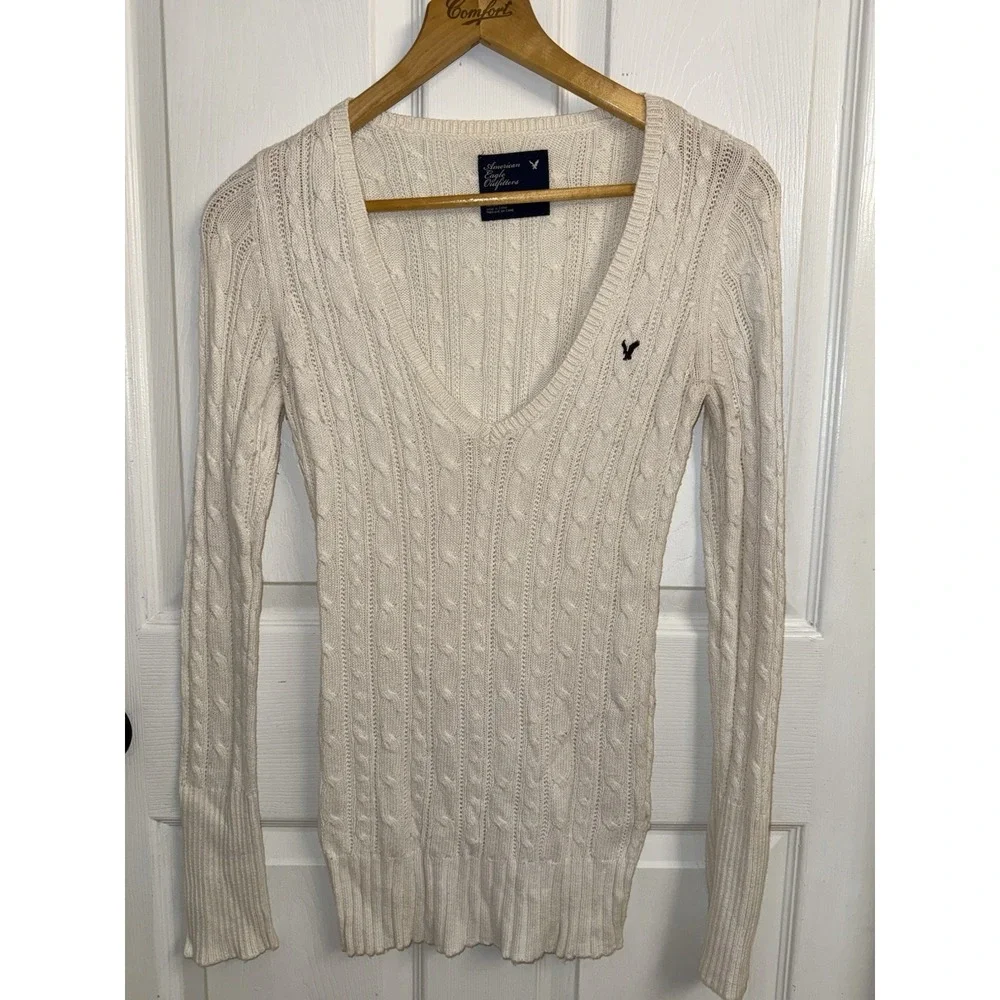 American Eagle Outfitters Women's M Cable Knit V-Neck Sweater Cream Y2K Vintage